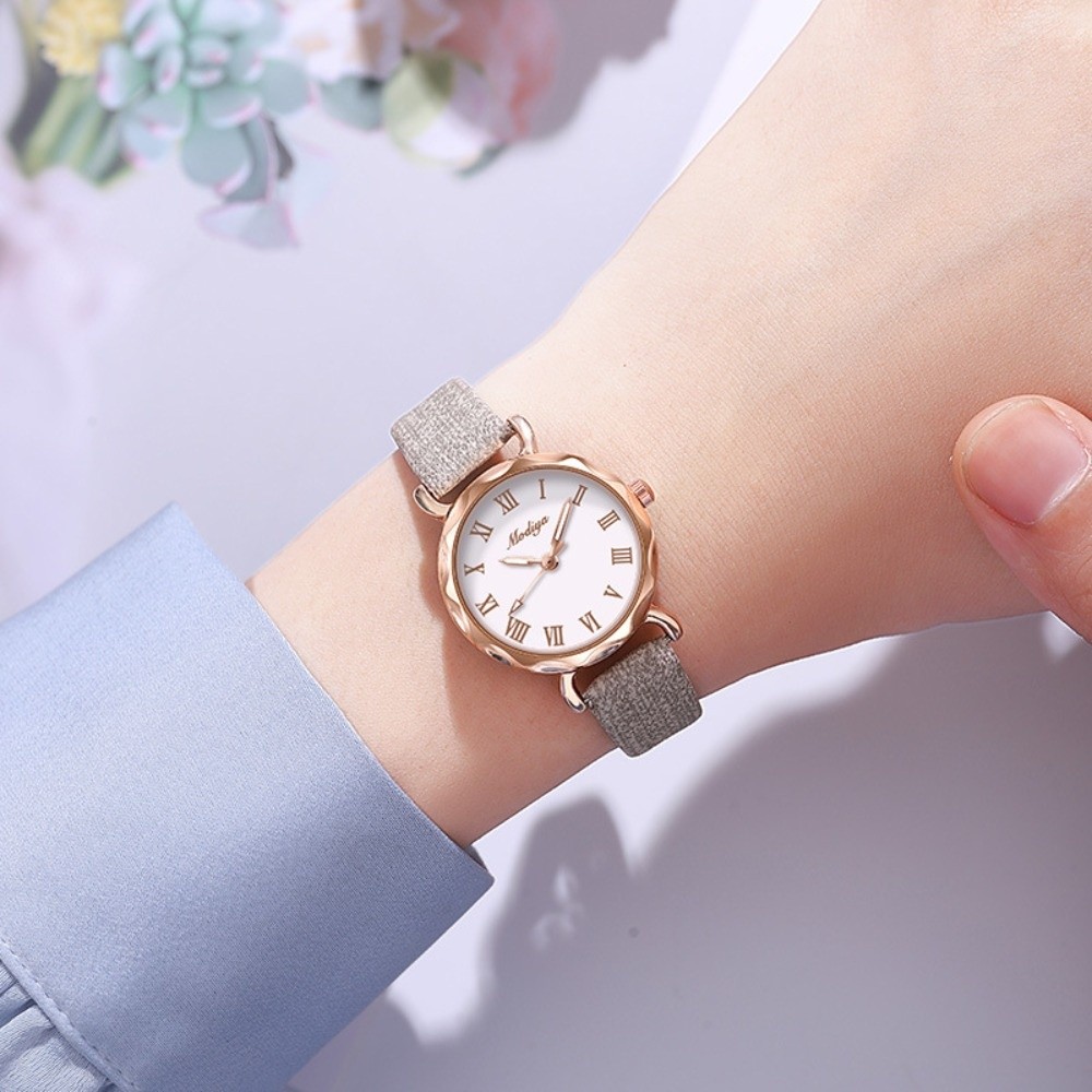 Women Accessories Display - Neue Lederarmbanduhren für Damen, wasserdicht, präzise