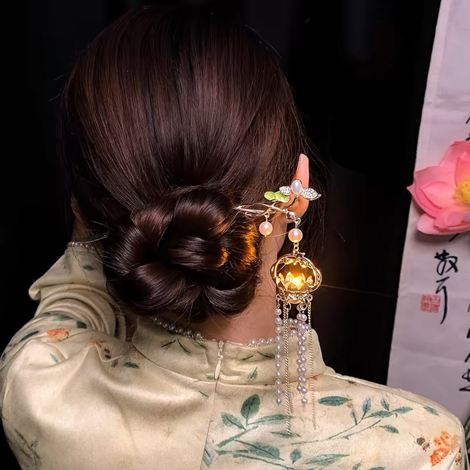 Leuchtende Blumen-Haarnadel, E – Pearl Hair Pin Bewertung und Preis