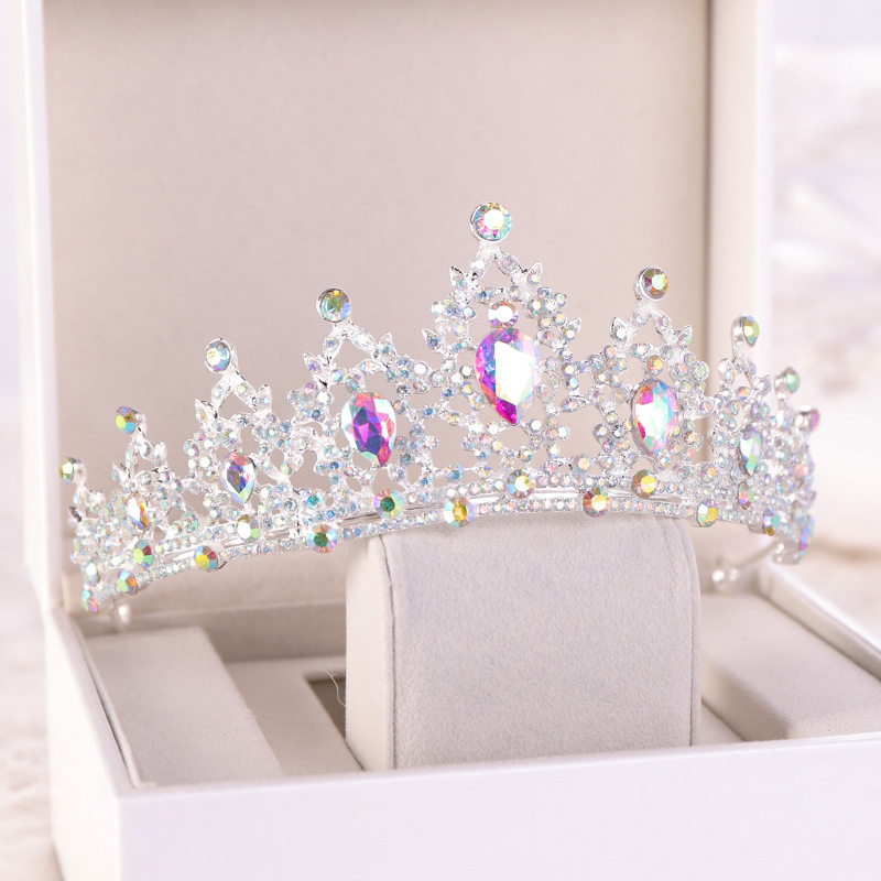 Modische Hochzeits-Haaraccesso – Queen Accessories Bewertung und Preis