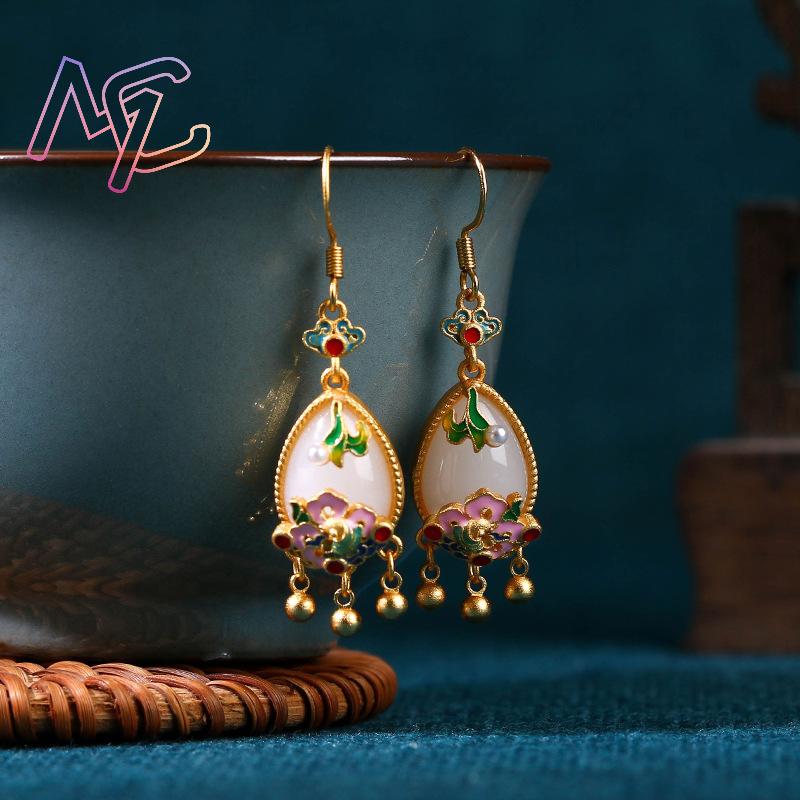 Natürliche Jade-Blumen-Ohrring – Women'S Accessories Designer Bewertung und Preis